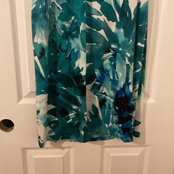 Connected Apparel floral print Dress - Picture 8 of 9